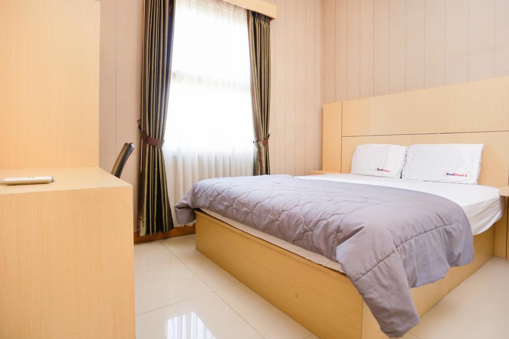 Reddoorz Plus @ Candrawulan Buahbatu Bandung Zewnętrze zdjęcie